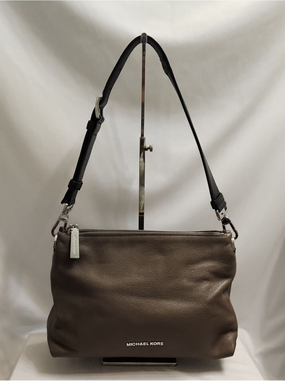 MICHAEL KORS Jane Pebbled Leather Messenger Crossbody Bag with Black Strap